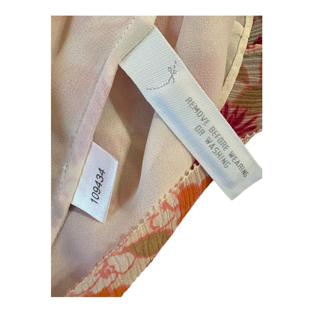 Ann Taylor top featuring a floral pattern with pink and orange colors. Size PM - Picture 8 of 8